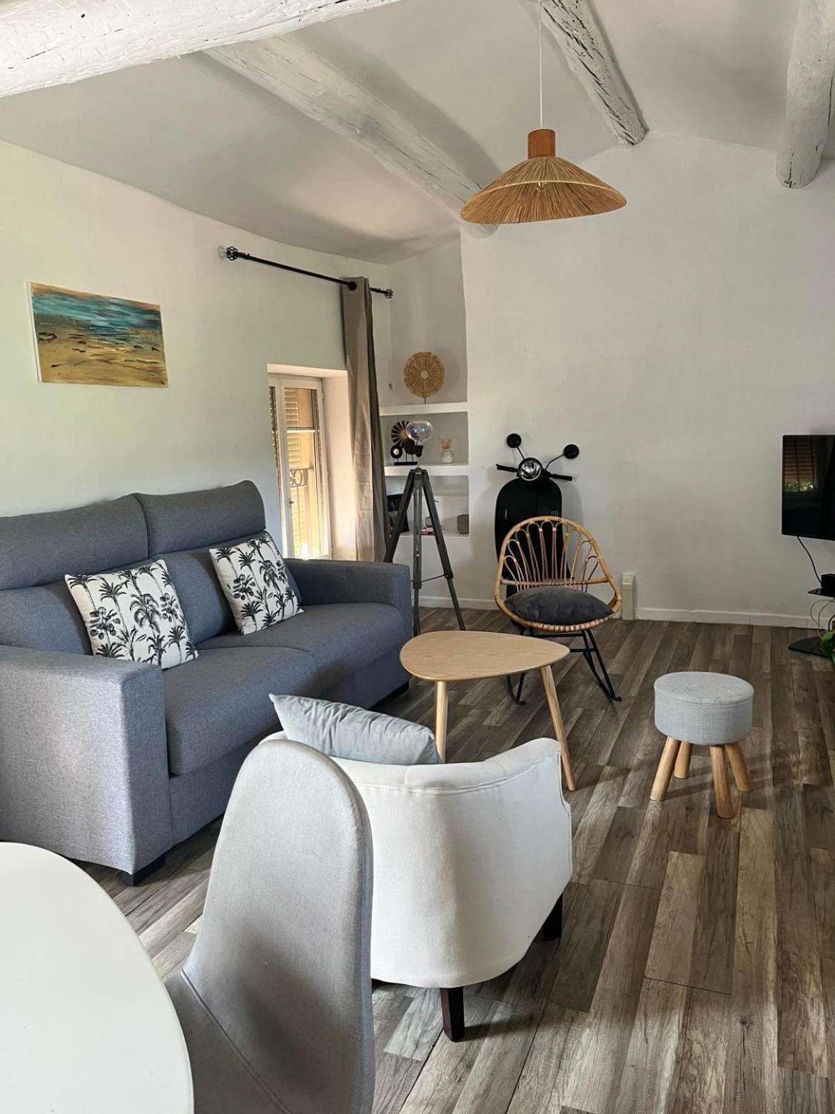 Maison d'hôtes Bastide St Victor à 2,5 kilomètres de Lourmarin Puyvert Exterior foto