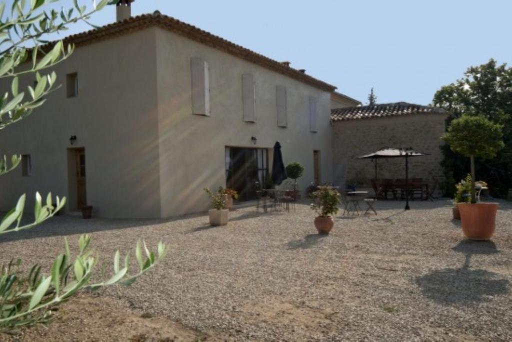 Maison d'hôtes Bastide St Victor à 2,5 kilomètres de Lourmarin Puyvert Quarto foto